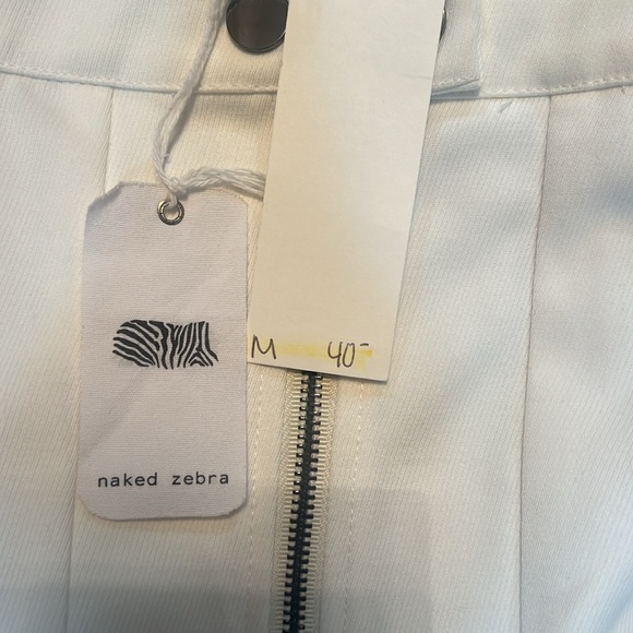 Classy White Skirt - Picture 3 of 3